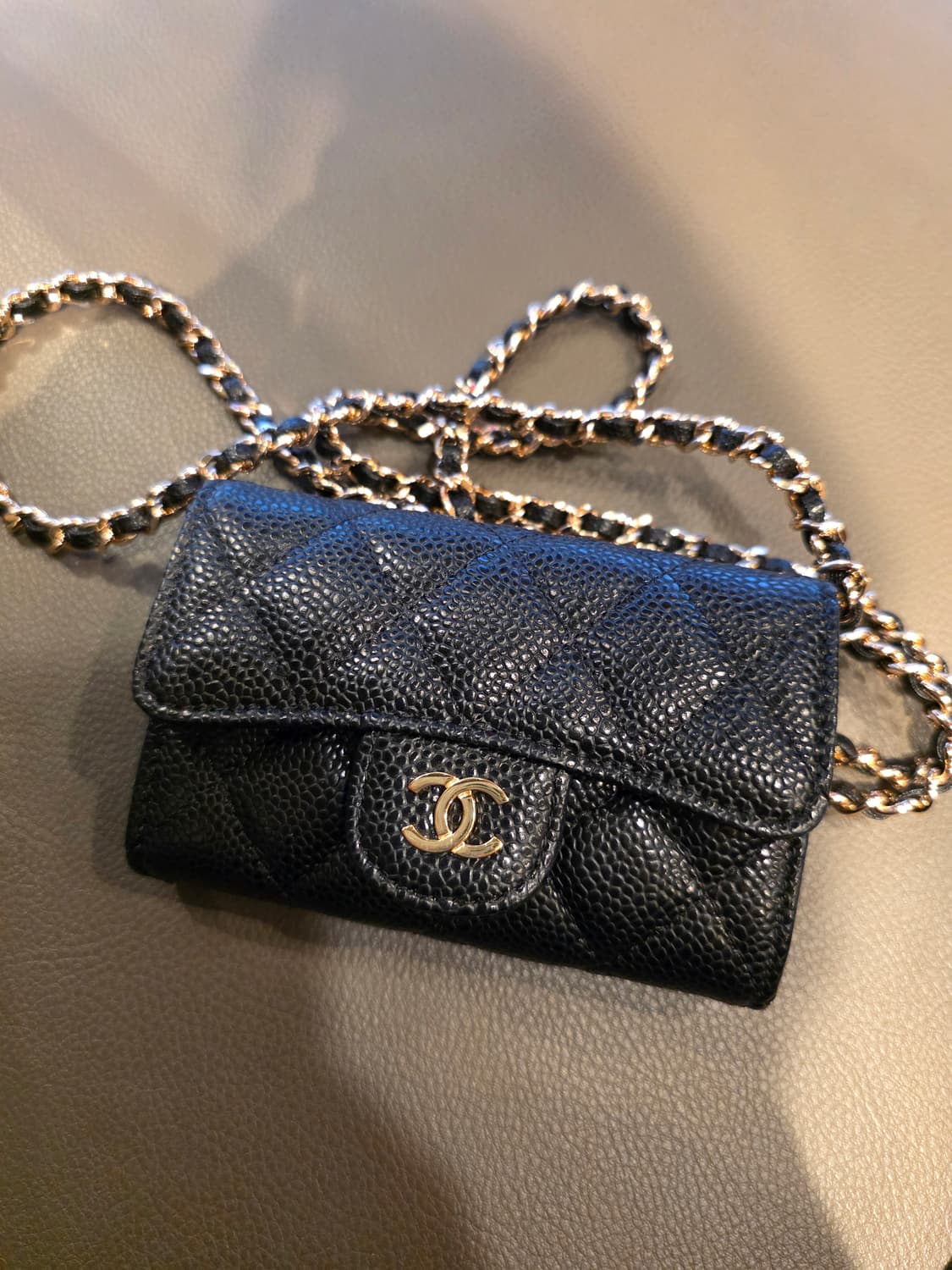 샤넬 클똑 금장 지갑  상품이미지1