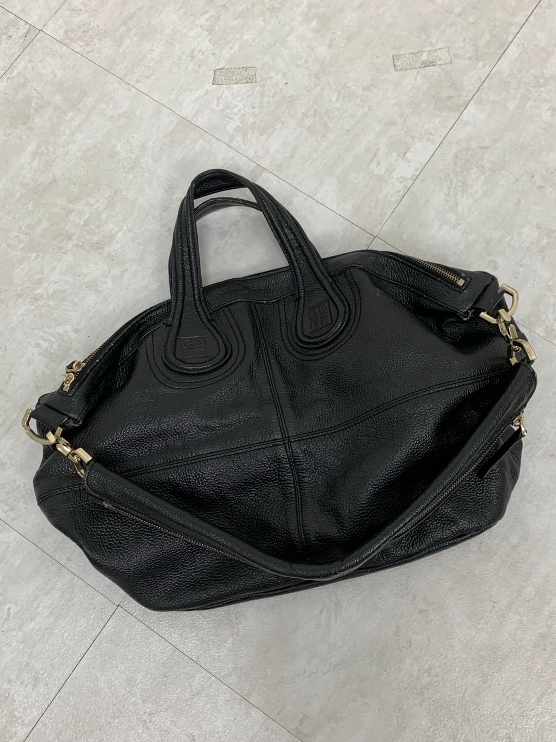 지방시 나이팅게일 숄더백 상품이미지1