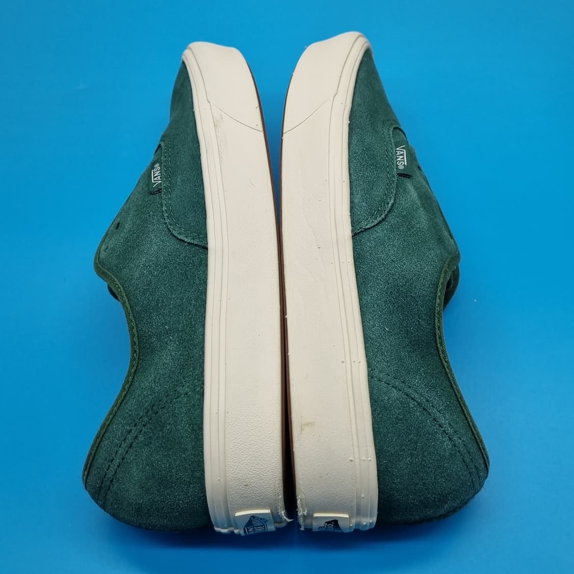 반스 피그 스웨이드 스니커즈 250 상품이미지5