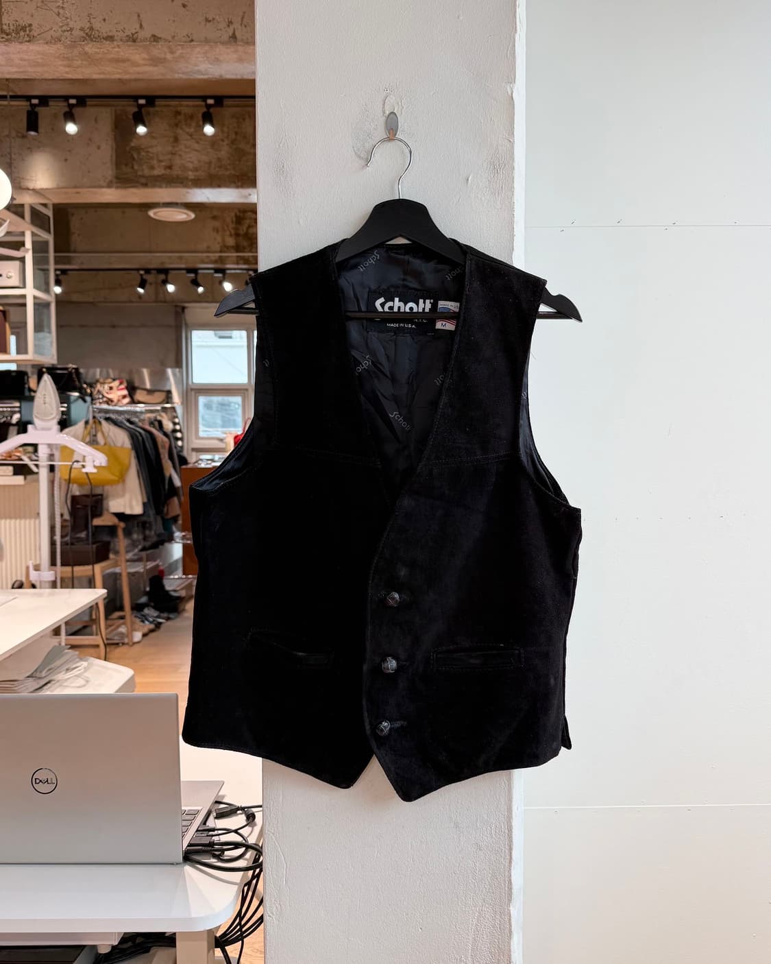 쇼트 블랙 스웨이드 퍼펙토 레더 베스트 상품이미지1