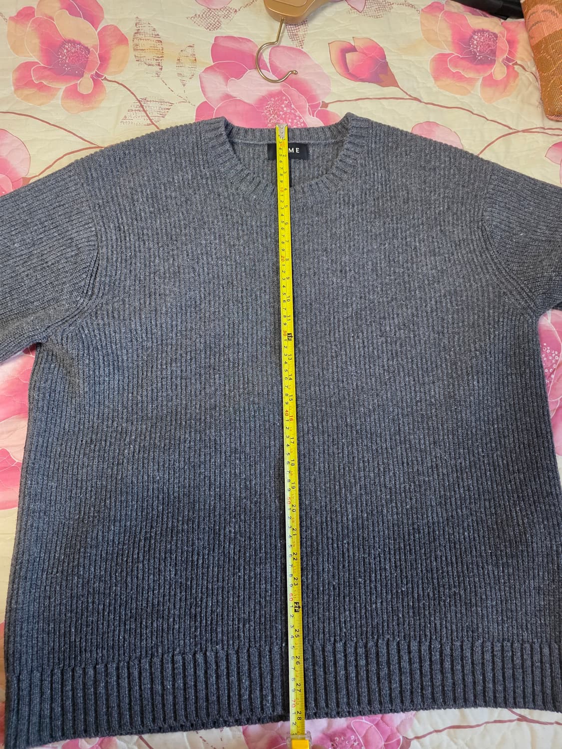 타임옴므 울라운드넥 니트 탑 다크그레이 상품이미지5