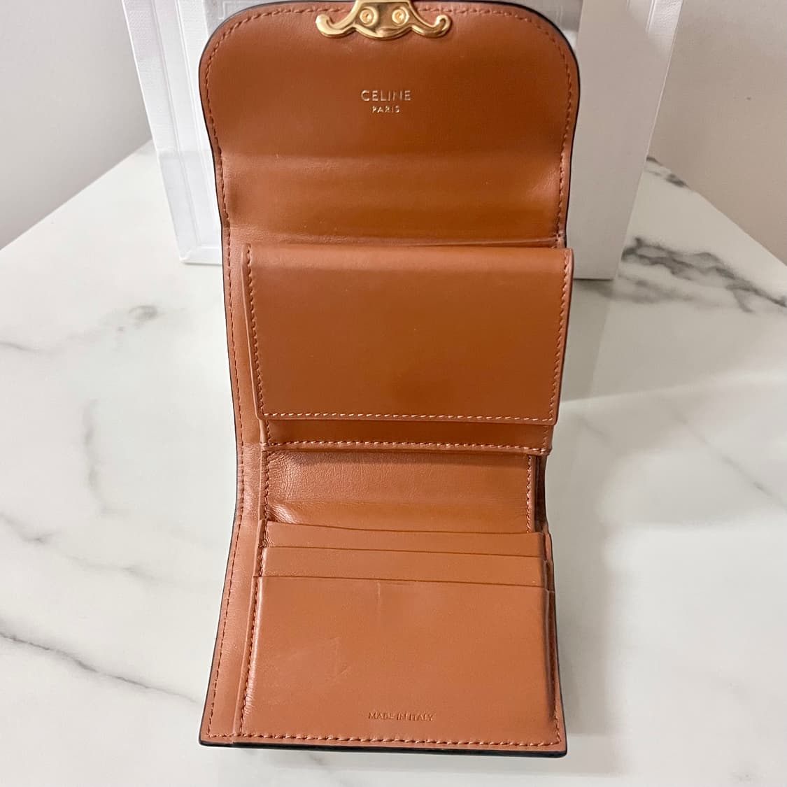 [A급/정품] 셀린느 여성 트리옹프 반지갑 중지갑 상품이미지5