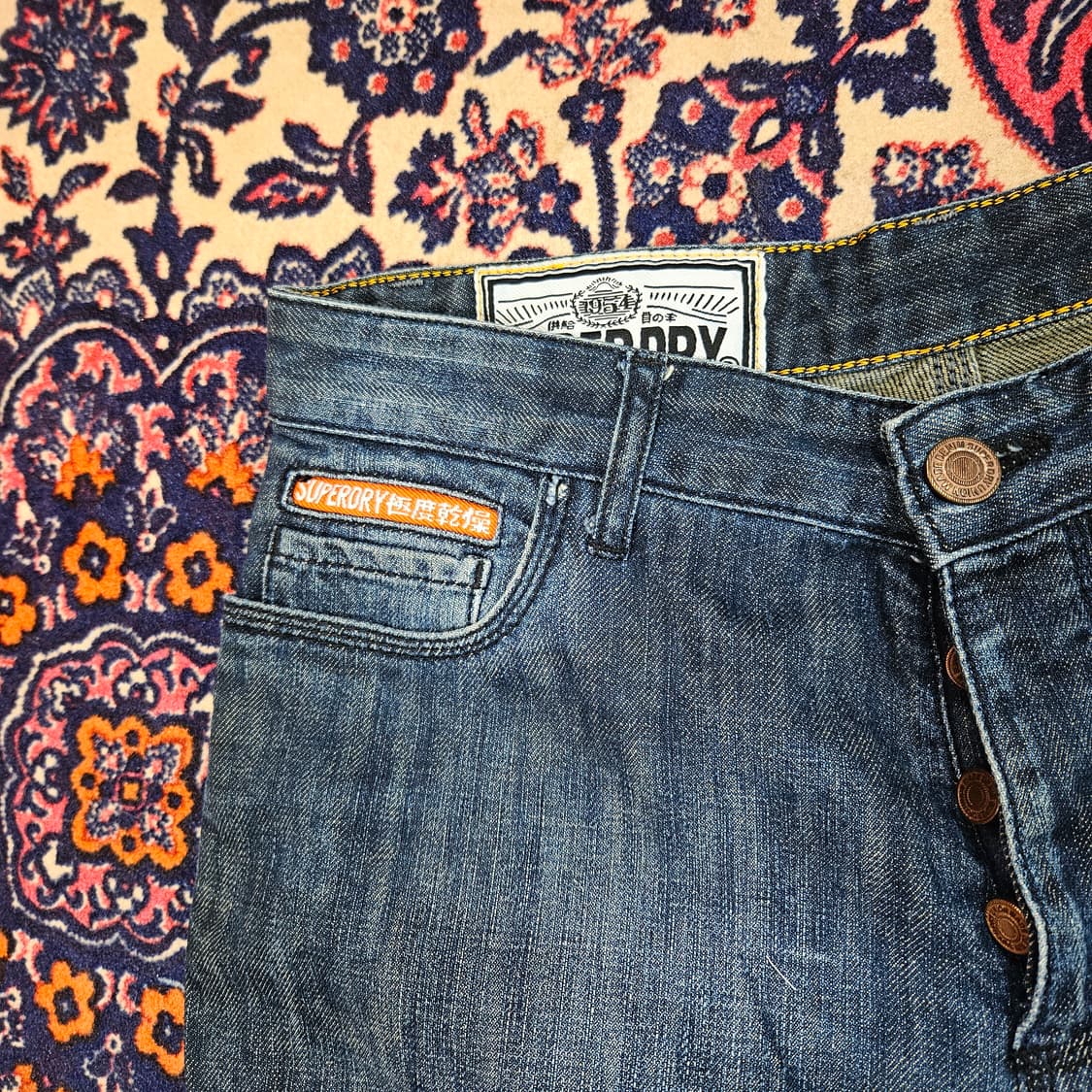 (국내매장)슈퍼드라이 워시드 데님 팬츠 32size 상품이미지4