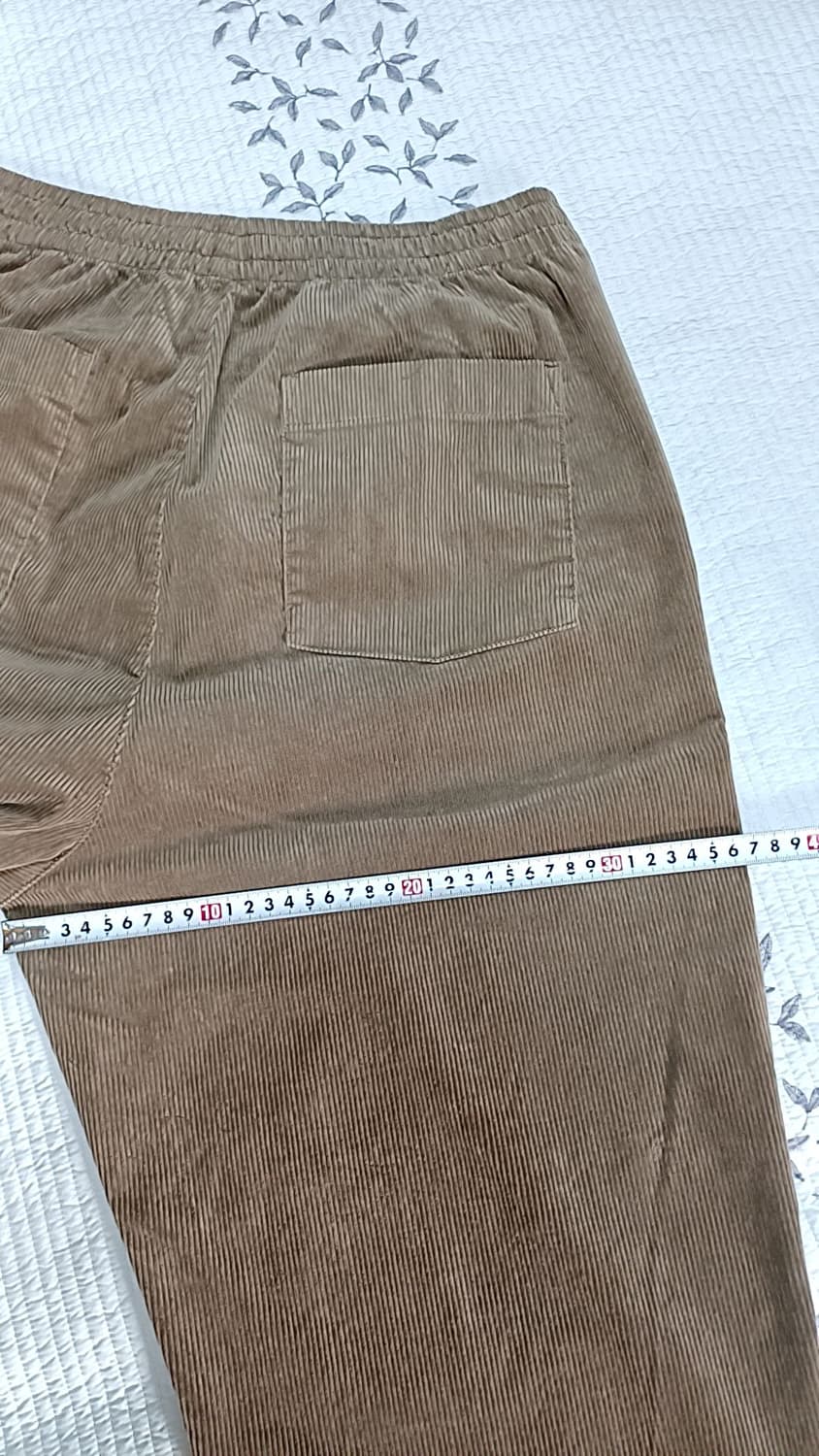 유니클로 코듀로이 밴딩팬츠 L 기장102

 상품이미지6