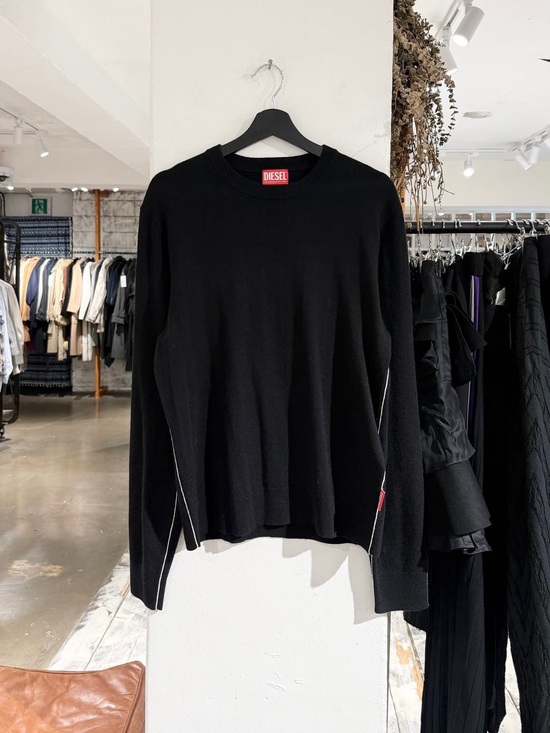 디젤 블랙 사이드라인 울 캐시미어 블렌드 니트 상품이미지1