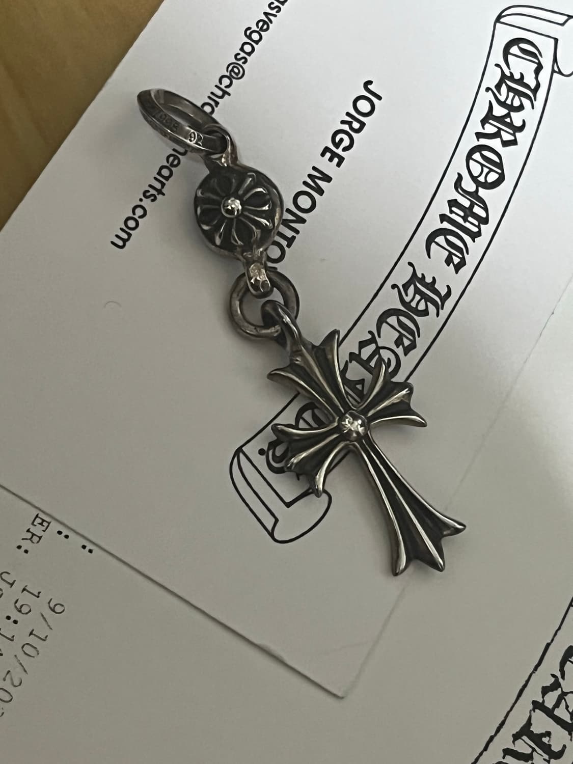 크롬하츠 원볼 타이니 크로스 판매합니다 상품이미지2