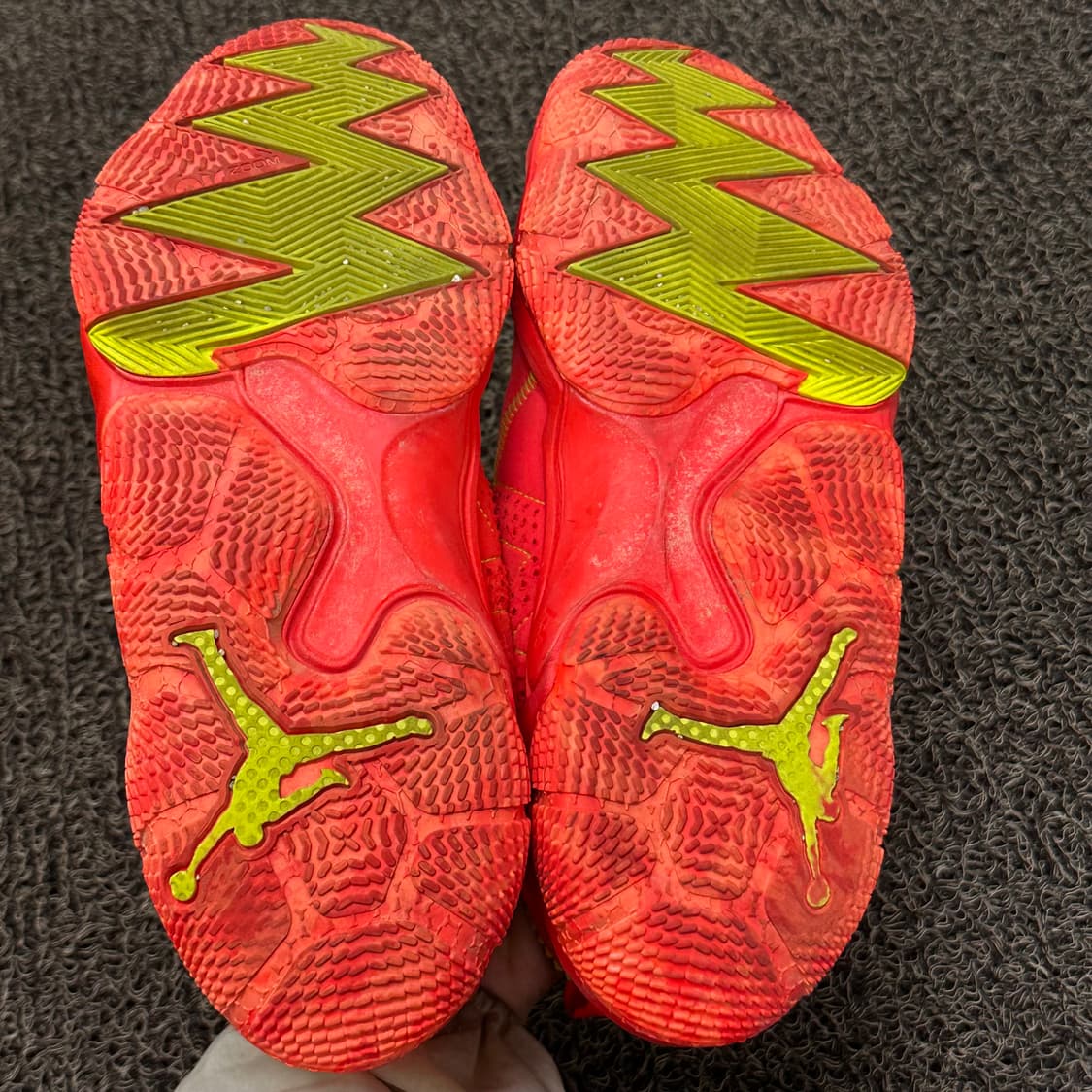NIKE 나이키 조던 와이 낫 제로 6 브라이트 크림슨 운동화 260 상품이미지9