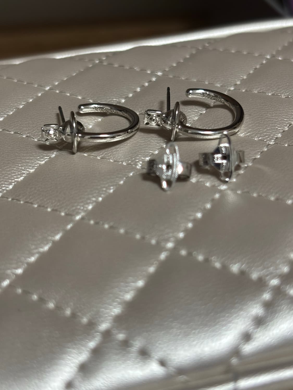 비비안웨스트우드 베라 귀걸이 상품이미지2