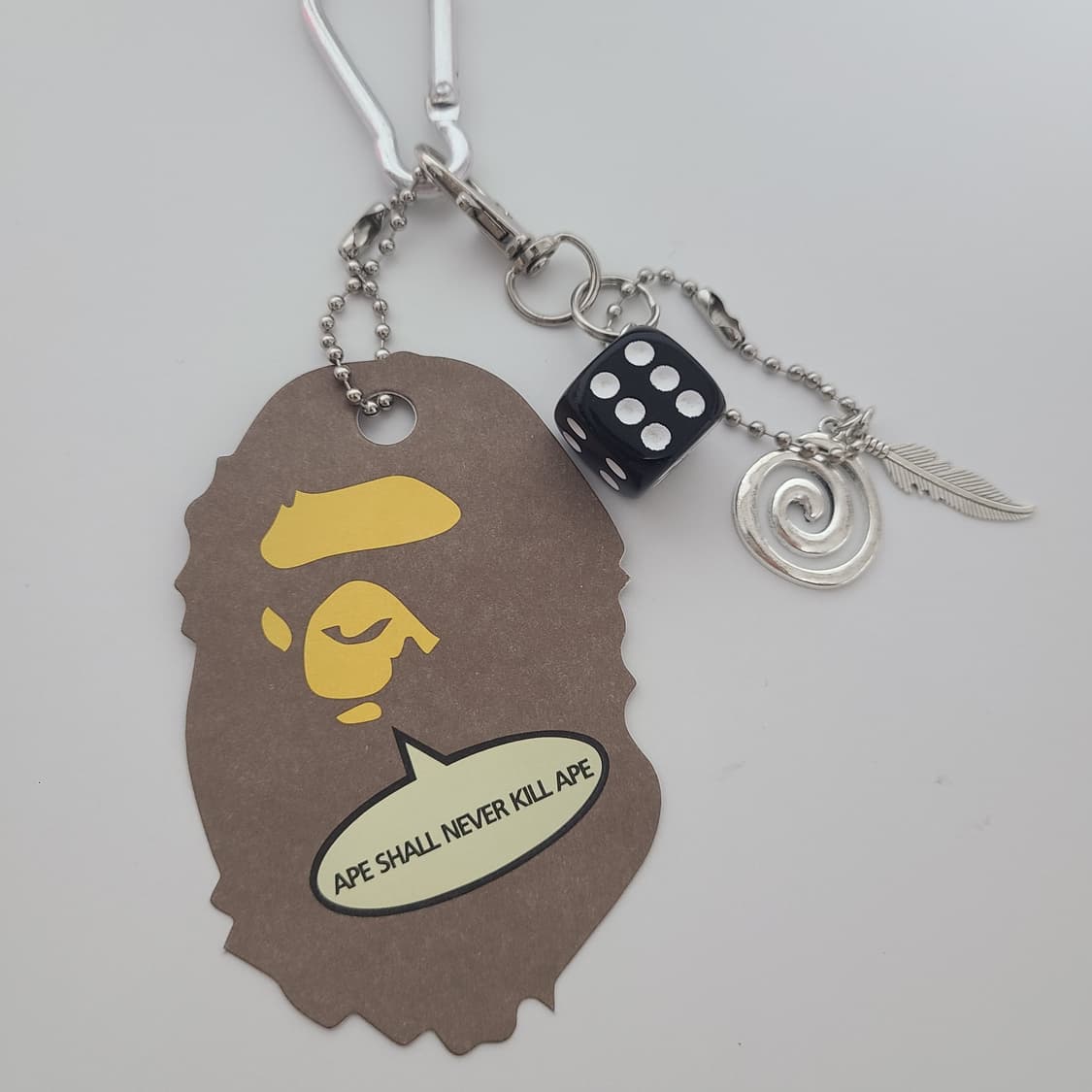 베이프 커스텀 키링 상품이미지2