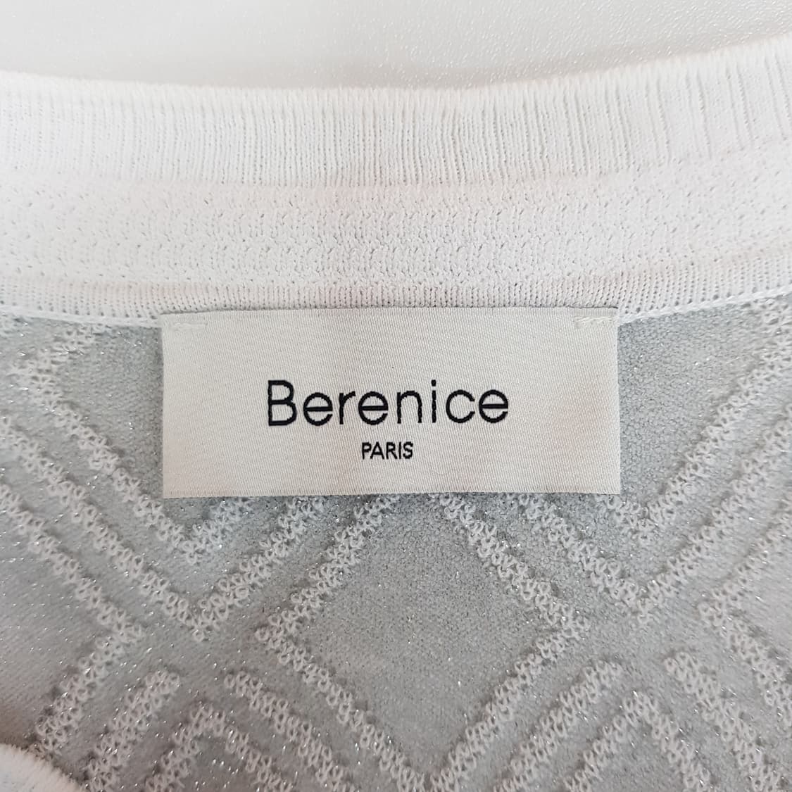 베르니스 2023 다이아 패턴 니트 반팔 가디건 XS사이즈 상품이미지5