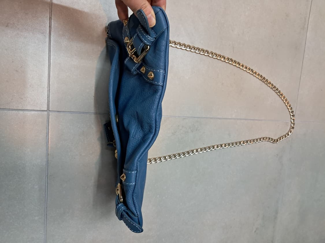 발망 가죽 체인 숄더백 블루 상품이미지5
