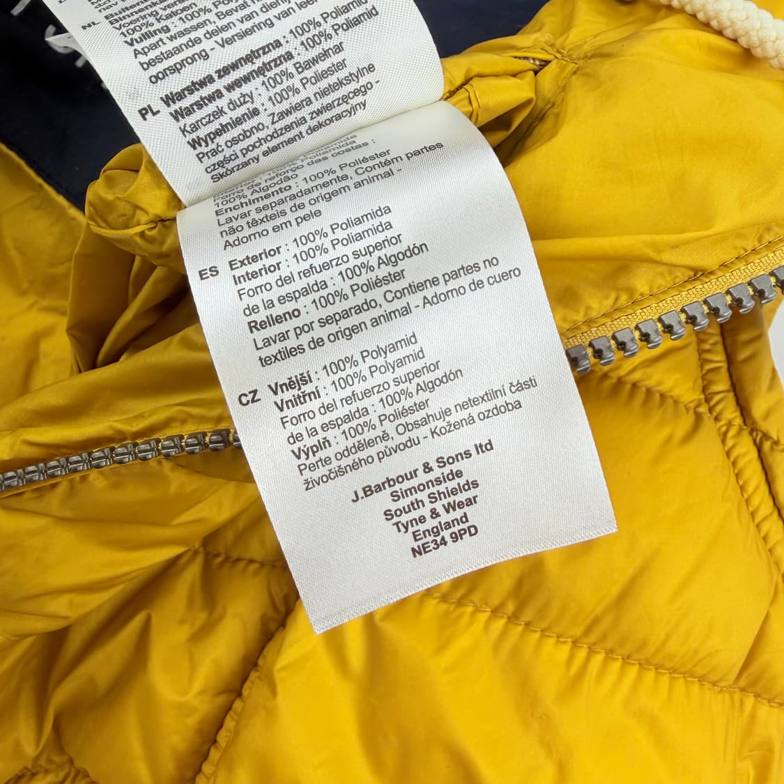 바버 퀼팅 후드 패딩베스트 상품이미지7