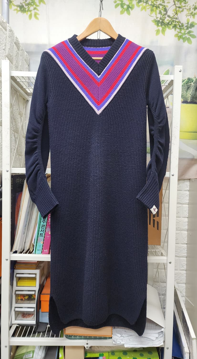 비비안웨스트우드 니트 롱원피스 날씬77 브이넥 니트원피스 AD43 상품이미지1