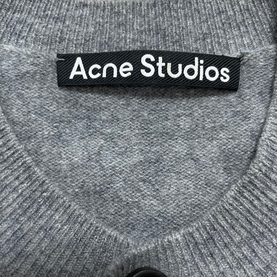 아크네스튜디오 라운드 가디건 상품이미지5