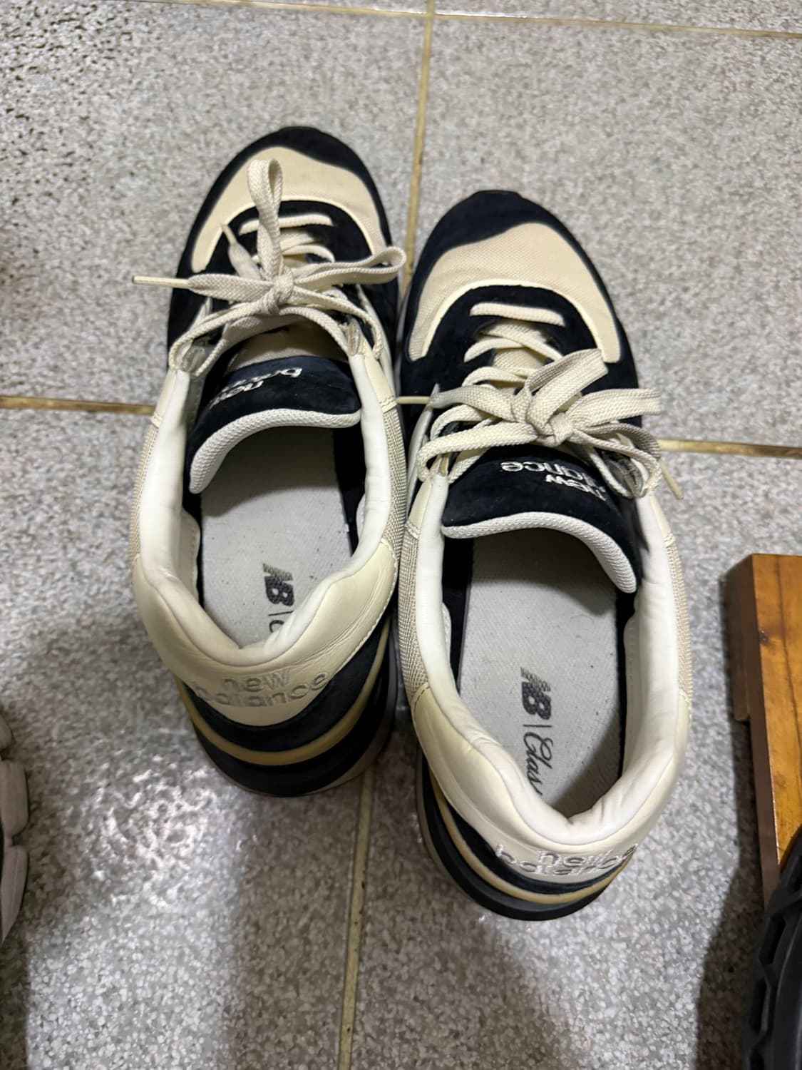 뉴발란스 574 래거시 블랙 상품이미지3