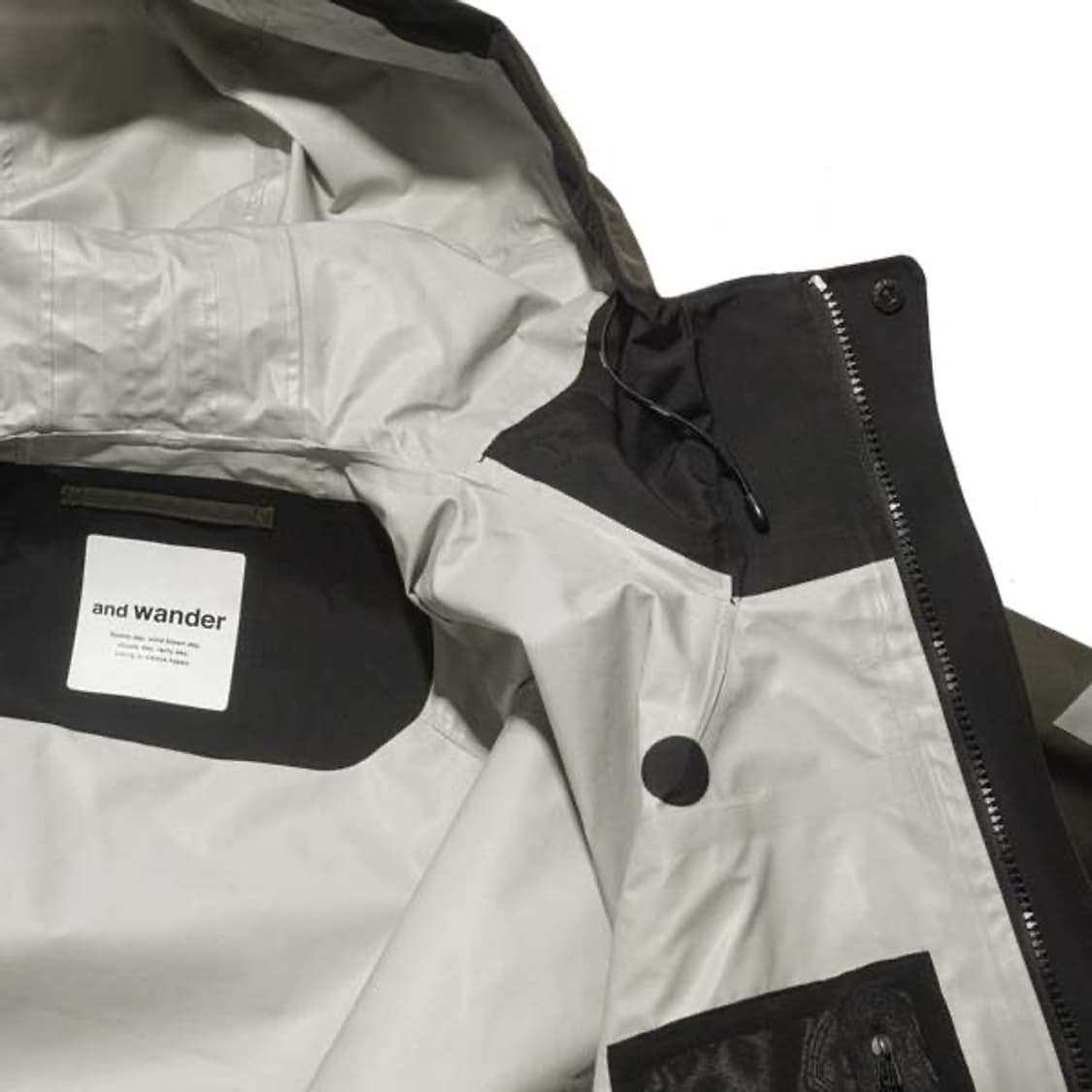 and wander 2.5L hiker rain jacket khaki 상품이미지3