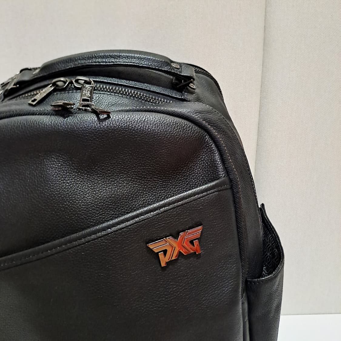 (택포) PXG 피엑스지 크롬 가죽 백팩 블랙 B606 상품이미지3