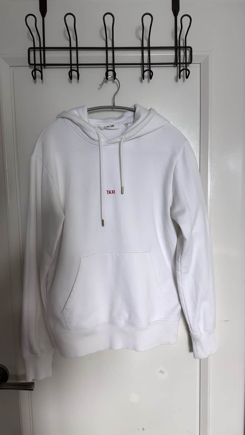 헬무트랭 택시 로고 후드티 상품이미지2