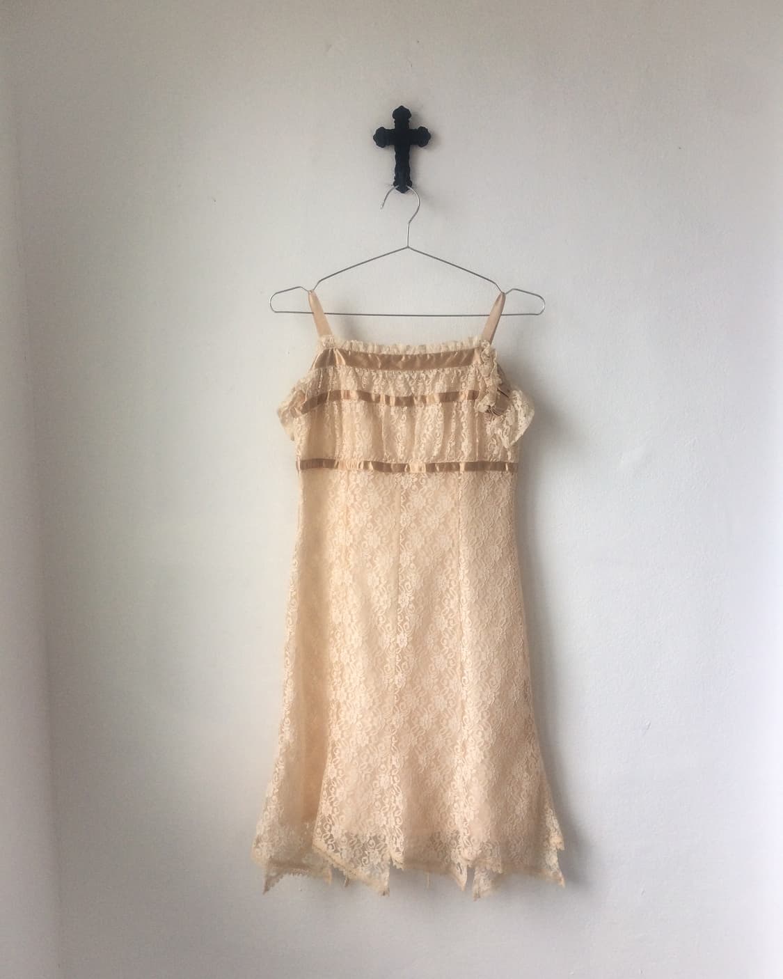 Line detail lace onepiece 상품이미지2
