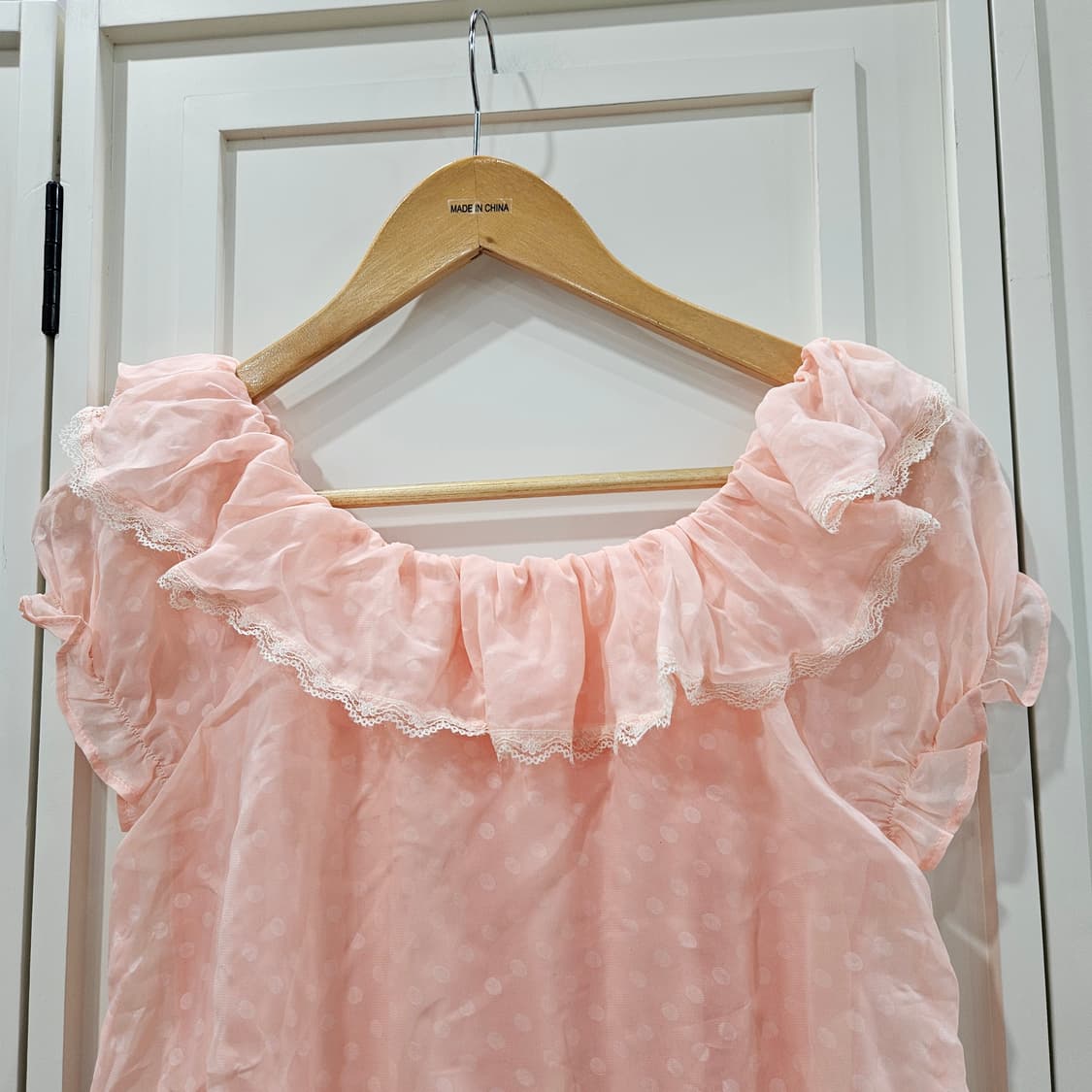 앙크루즈  도트 무늬 프릴 미니 원피스 상품이미지6