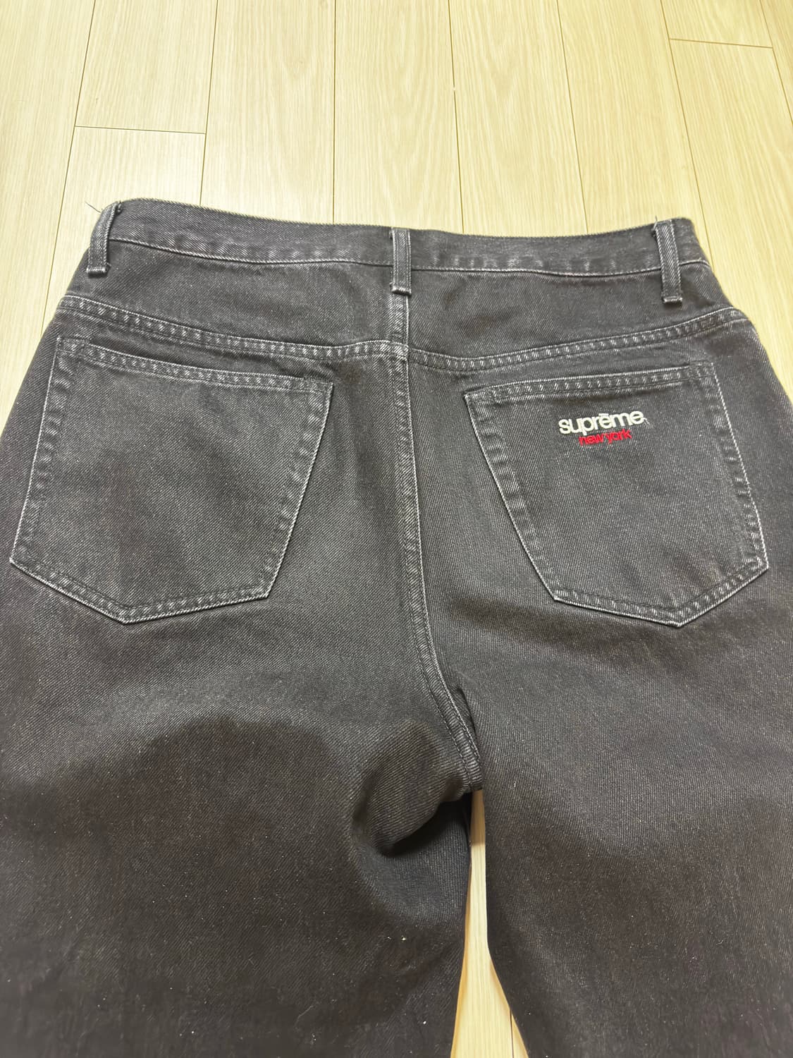 슈프림 배기진 블랙 25ss 상품이미지6