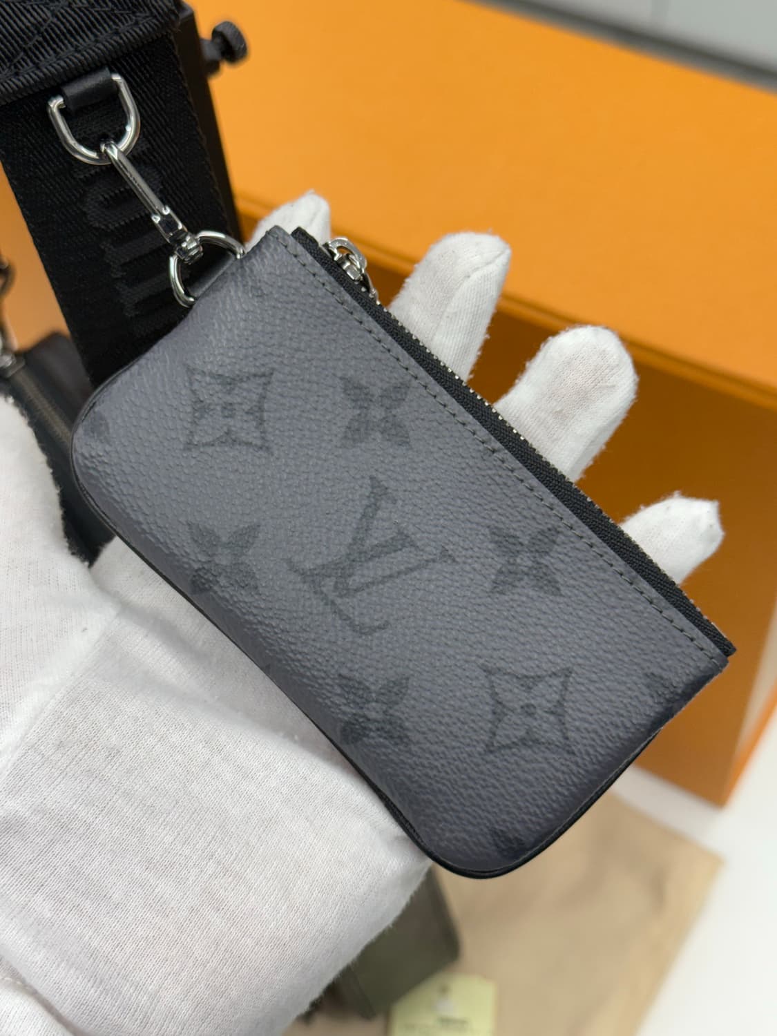 [신형] 루이비통 이클립스 트리오 메신저백 상품이미지5