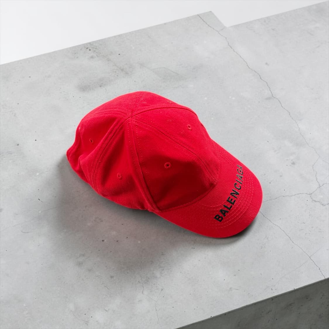 발렌시아가 자수 로고 레드 볼캡 상품이미지5
