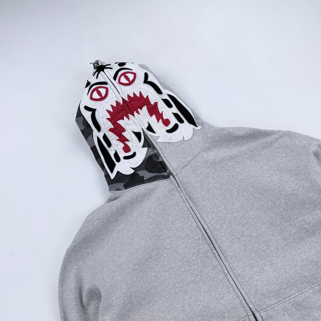 베이프 OG 타이거 카모 풀 후드집업 상품이미지2