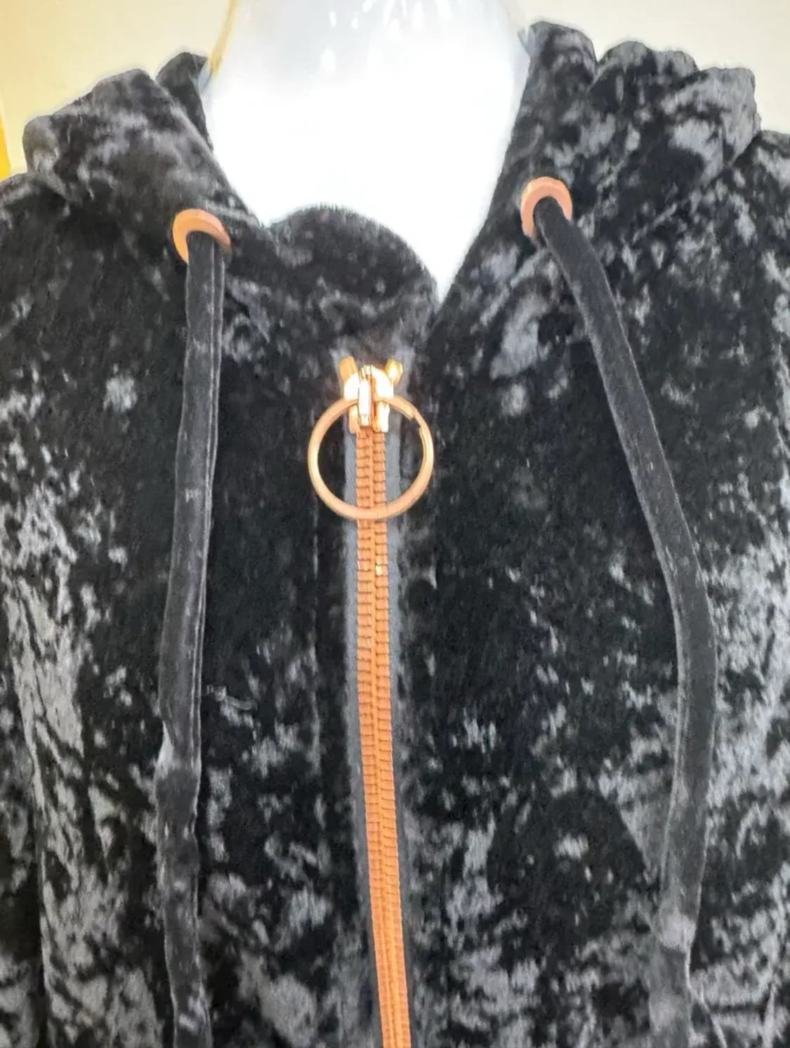 LUCKY CHOUETTE 벨벳 후드 집업 자켓 / 블랙빈티지 상품이미지3