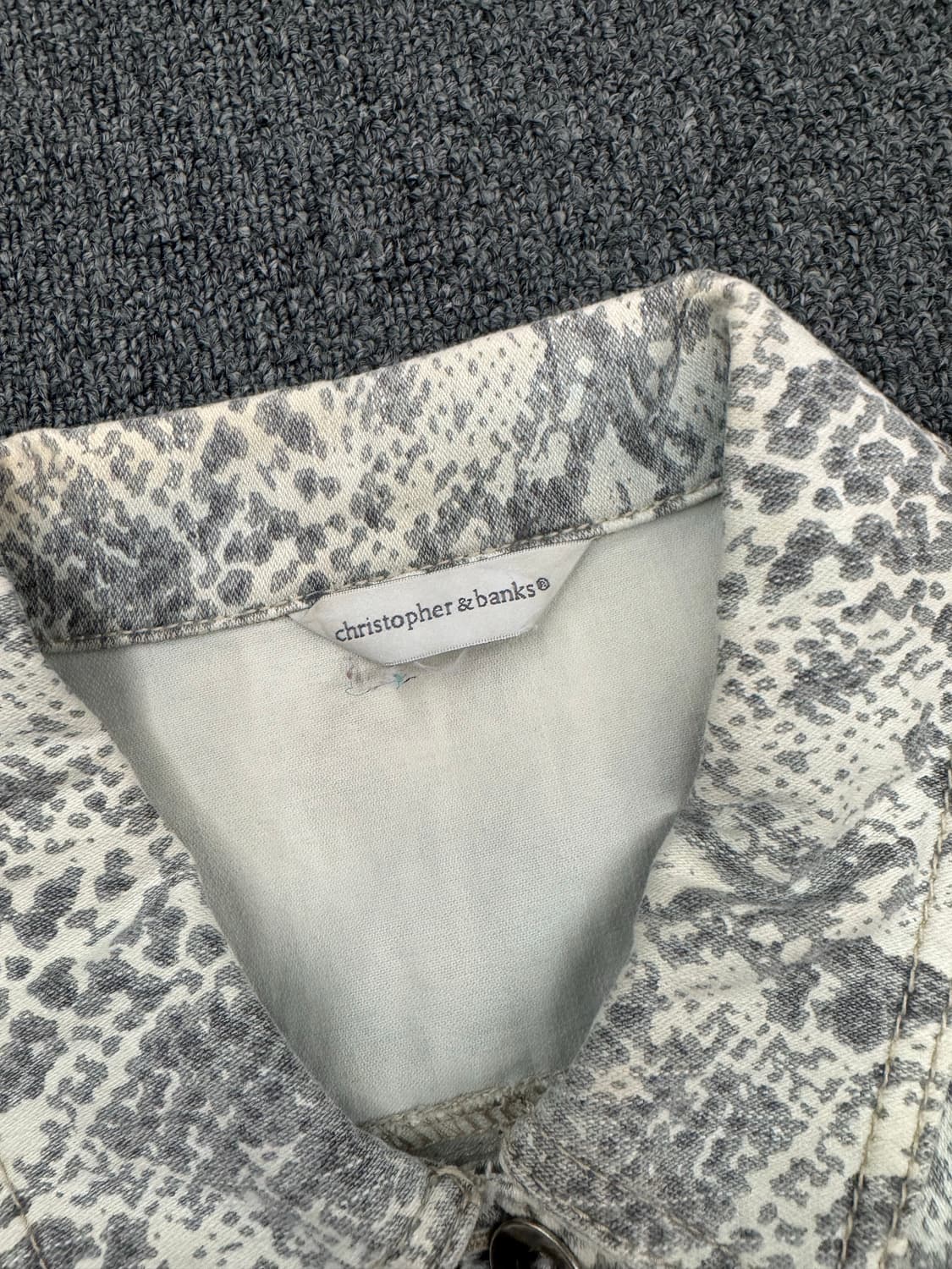 OS)Christopher&Banks 스네이크 트러커 데님 자켓 상품이미지4