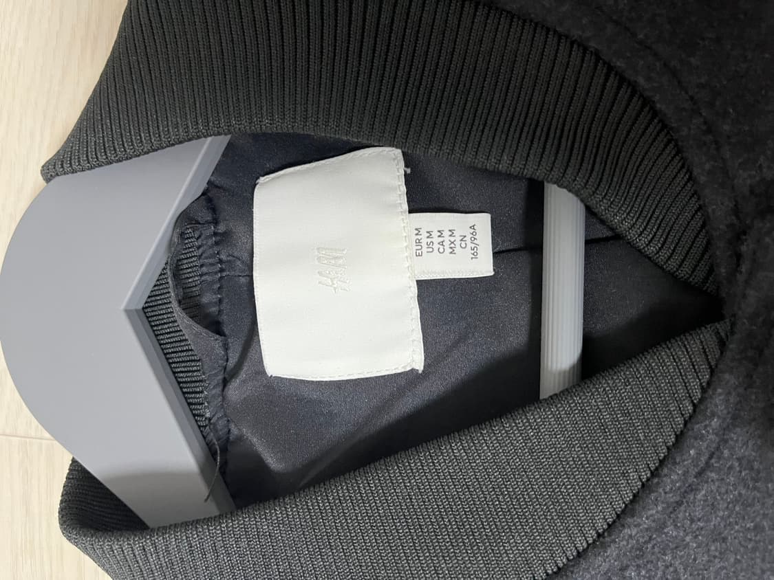 H&m 크롭 점퍼 상품이미지2