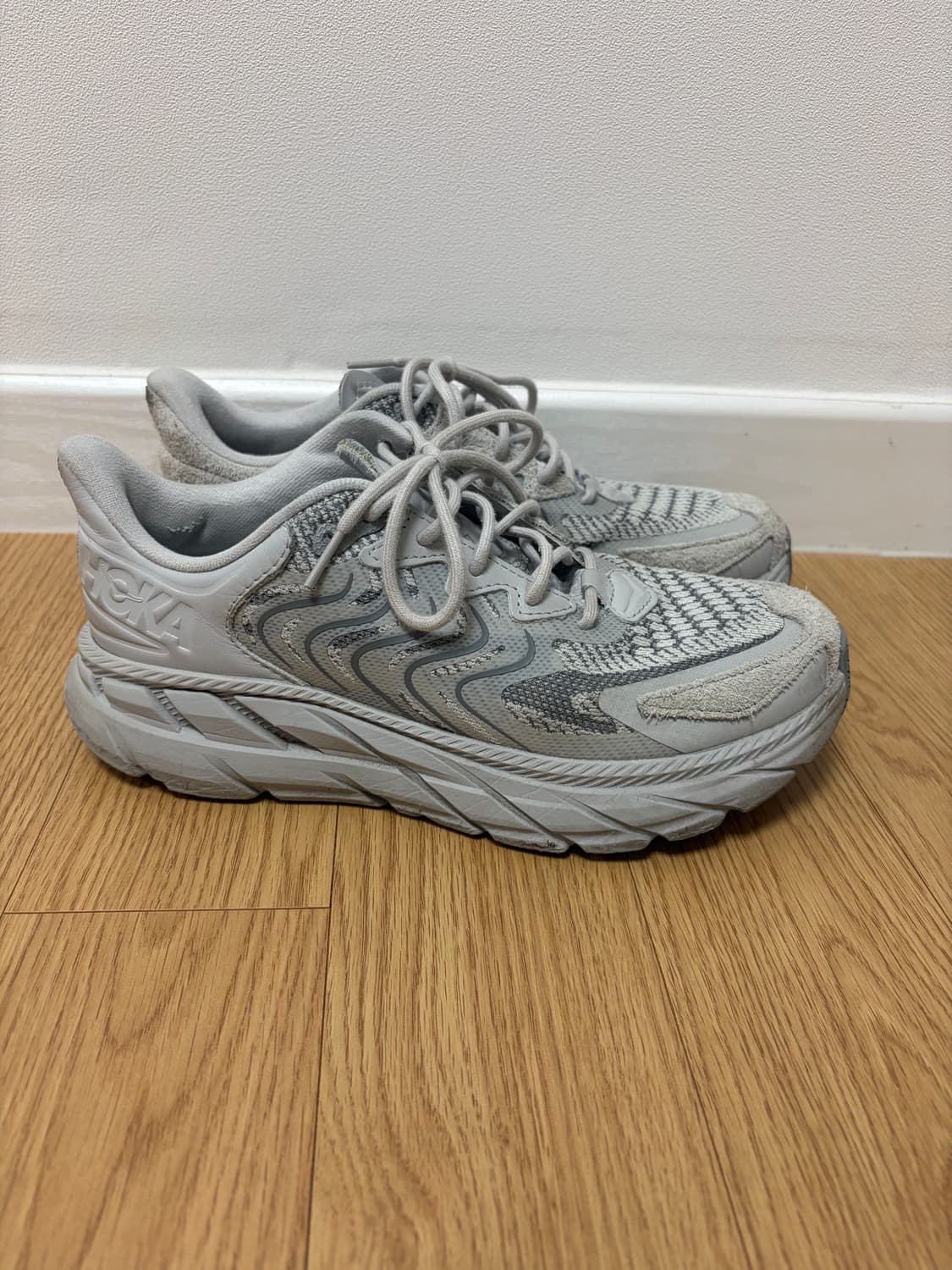 호카오네오네 클리프톤 상품이미지3