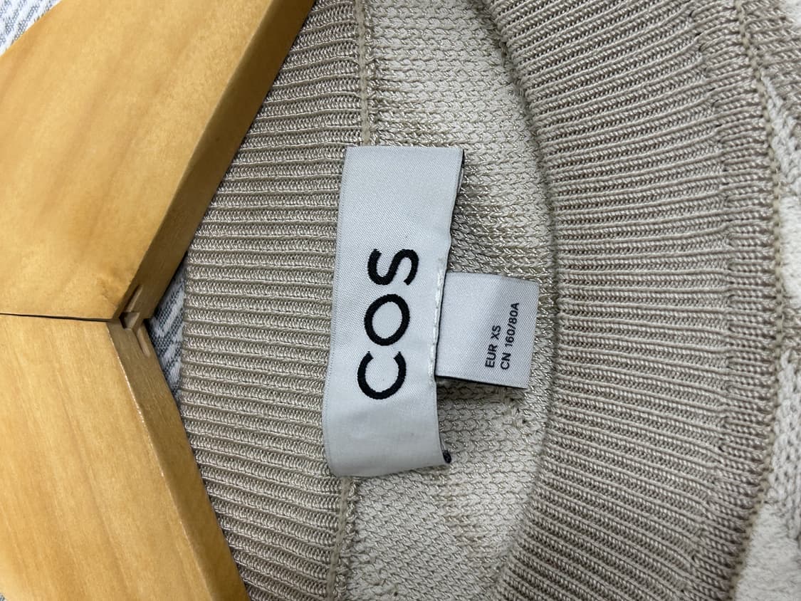 [S] COS 코스 아이보리 웨이브 오버핏 니트 여성 S사이즈 상품이미지5