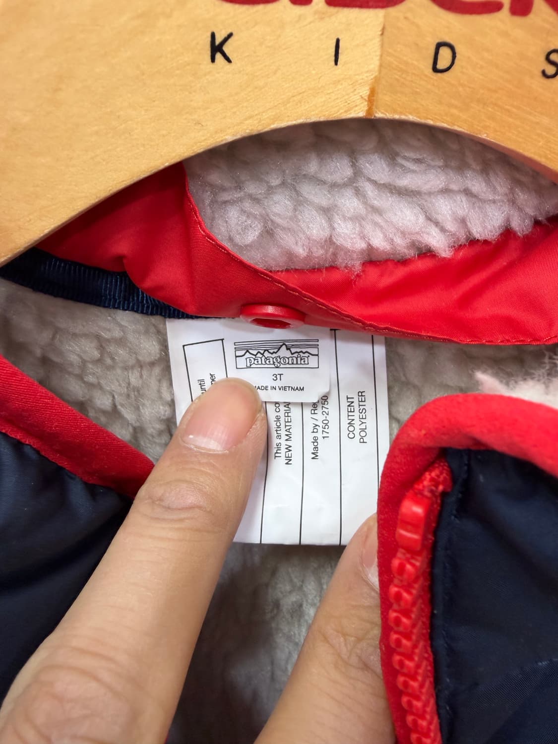 정품) 파타고니아 키즈 뽀글이 퀼팅 패딩 3T 상품이미지6