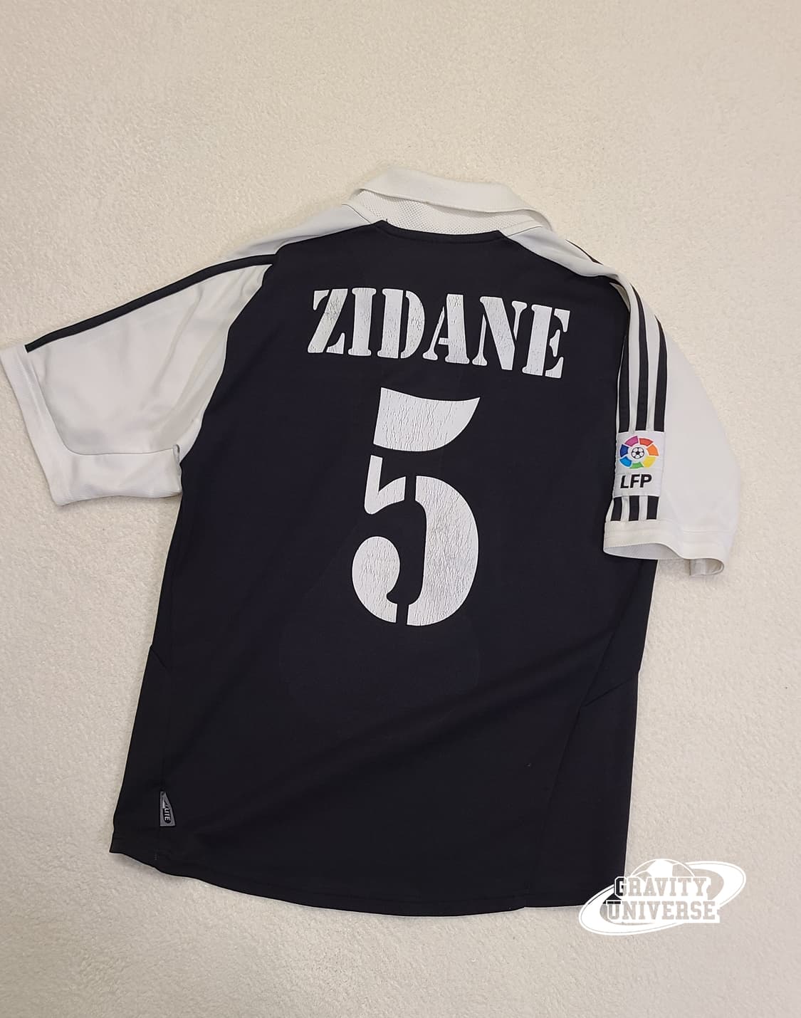 레알마드리드 01-02 지단 유니폼 상품이미지1