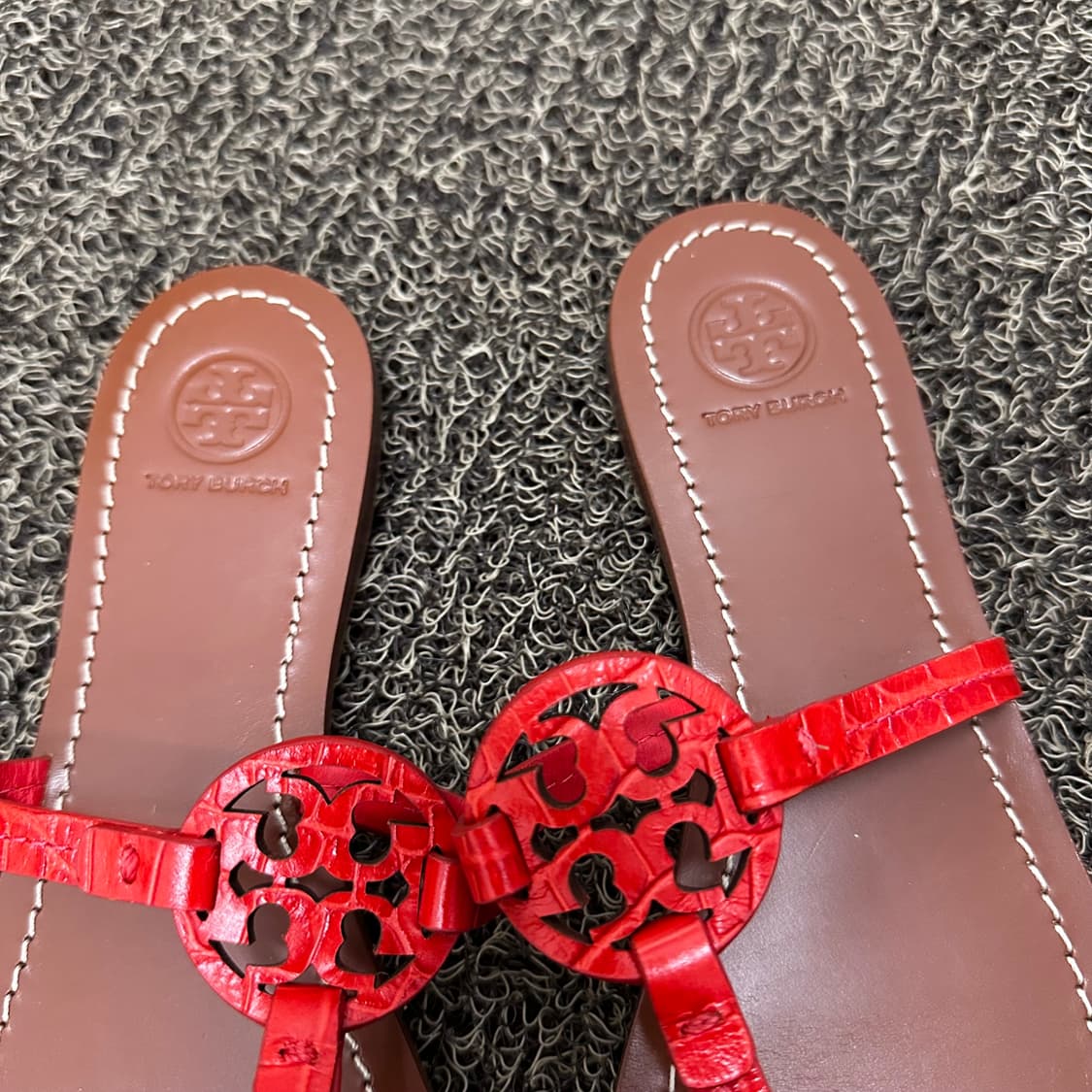 토리버치 샌달 가브리엘 쪼리 샌들 8M 상품이미지4