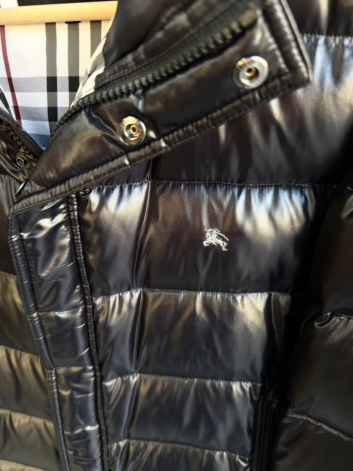 L/ 버버리 블랙라벨 로고 나일론 구스패딩 상품이미지5