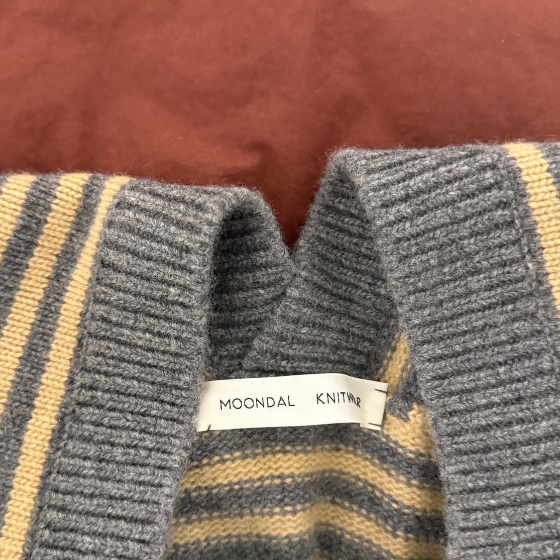 문달 스트라이프 니트 Tar Stripe Knit in beige 상품이미지3