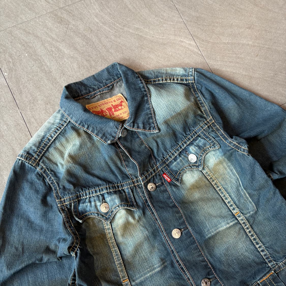 리바이스 정품 더티 워싱 데님 자켓 상품이미지2