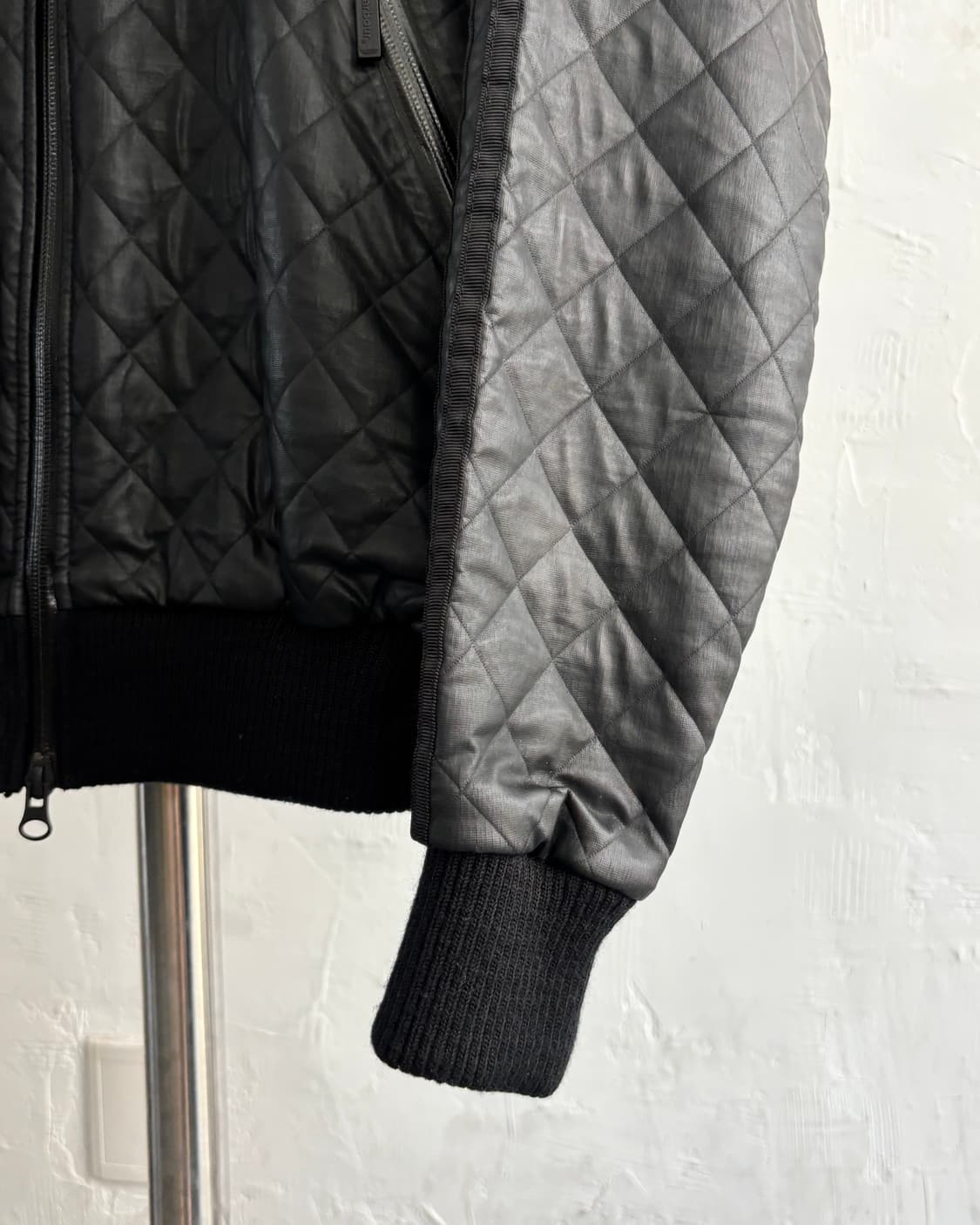 Adidas x Barbour 아디다스 x 바버 블랙 루바브 퀼팅 자켓 상품이미지3