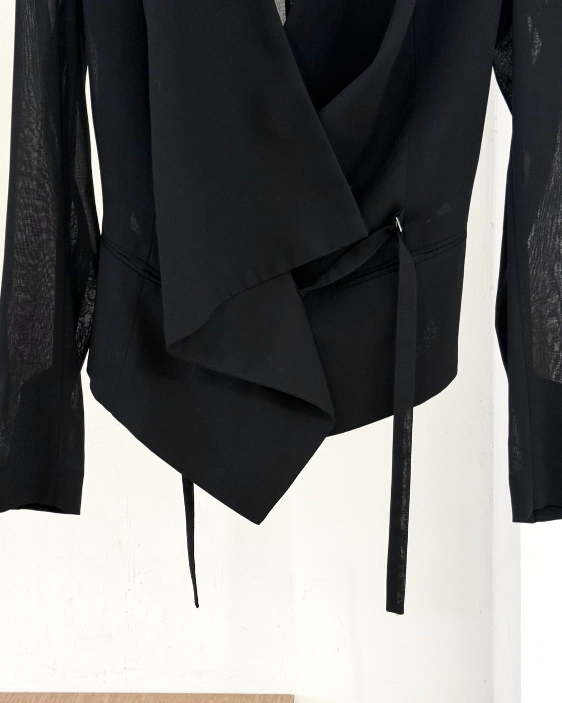 헬무트랭 블랙 랩 시어 슬리브 자켓 상품이미지5