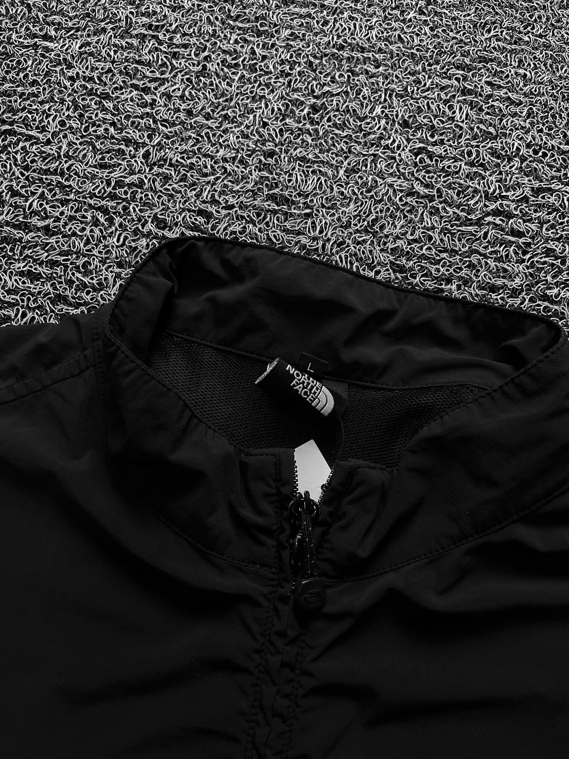 노스페이스 블랙 나일론 우븐 베스트 자켓 317 상품이미지3