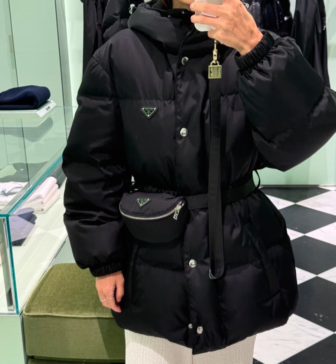 프라다 리나일론 다운 자켓 벨트패딩 상품이미지3