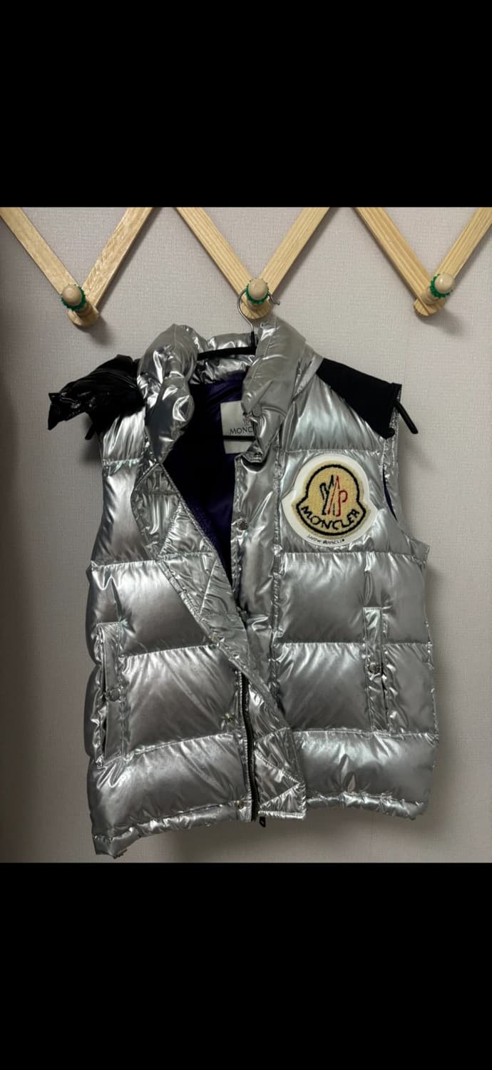몽클레어 실버 패딩 조끼 상품이미지1