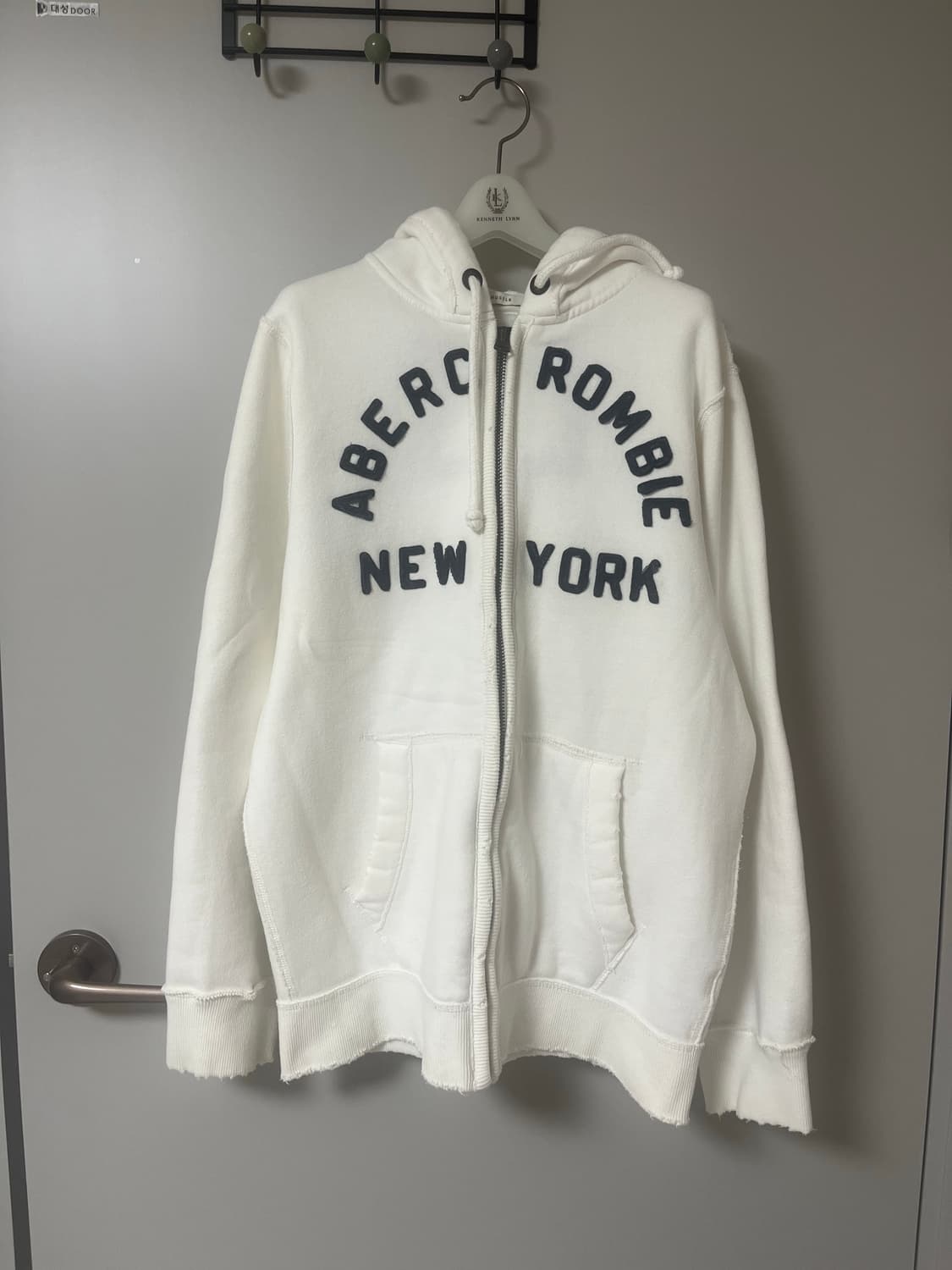 아베크롬비 화이트 기모 후드 집업 상품이미지1