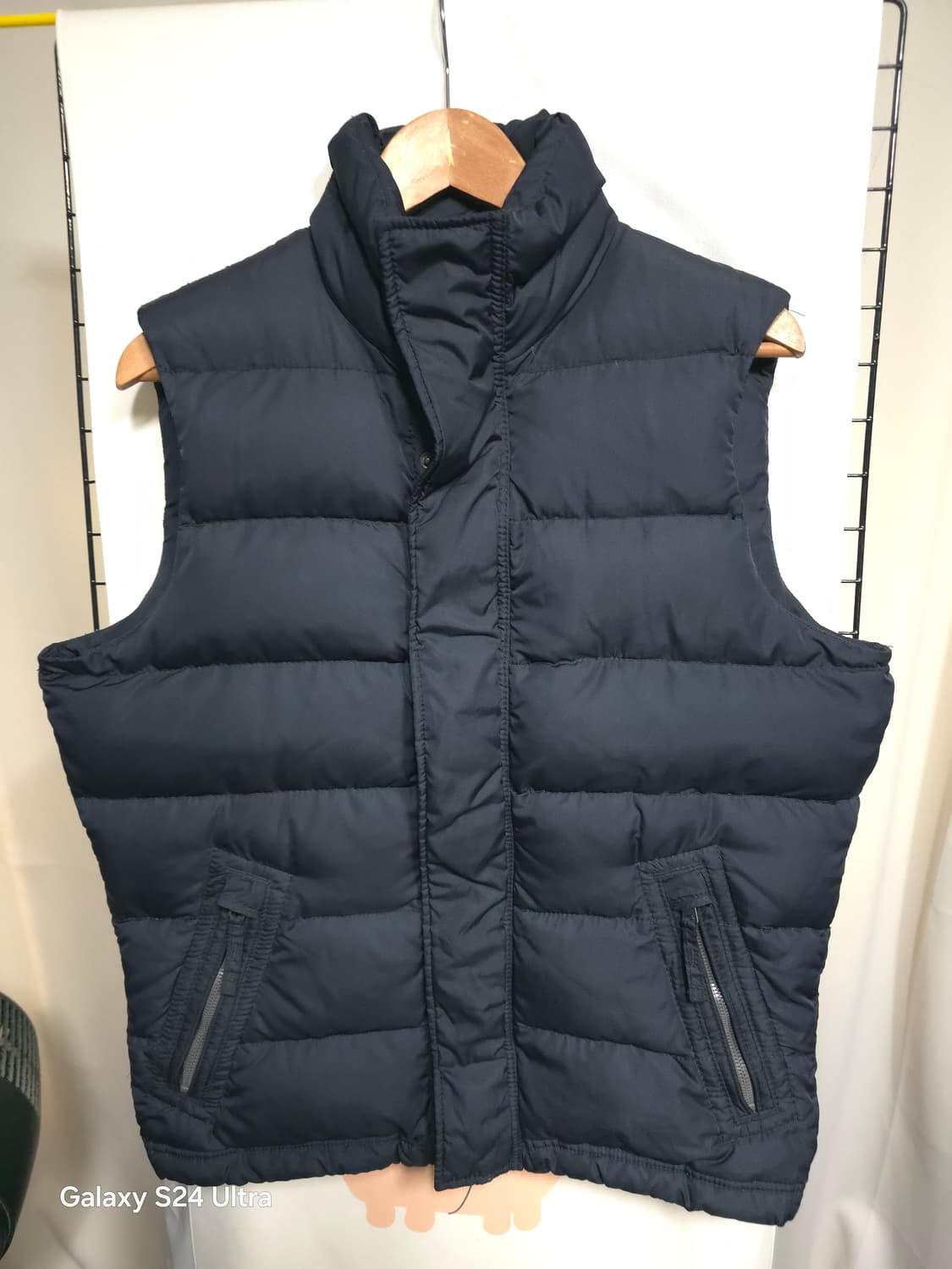 아베크롬비  네이비 덕다운 패딩조끼 M ✨️정품✨️
 상품이미지1