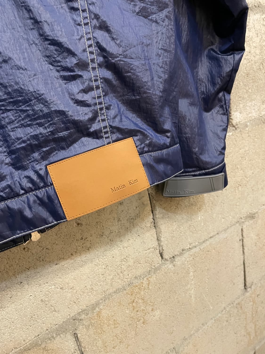 마뗑킴 스티치 디테일 트러커 자켓 상품이미지5