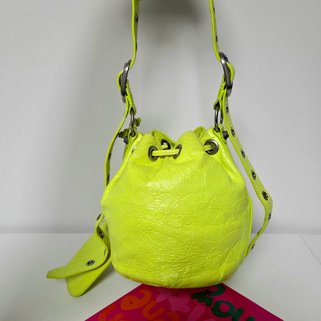 BALENCIAGA 발렌시아가 정품 LE CAGOLE 르카골 XS 버킷 상품이미지7