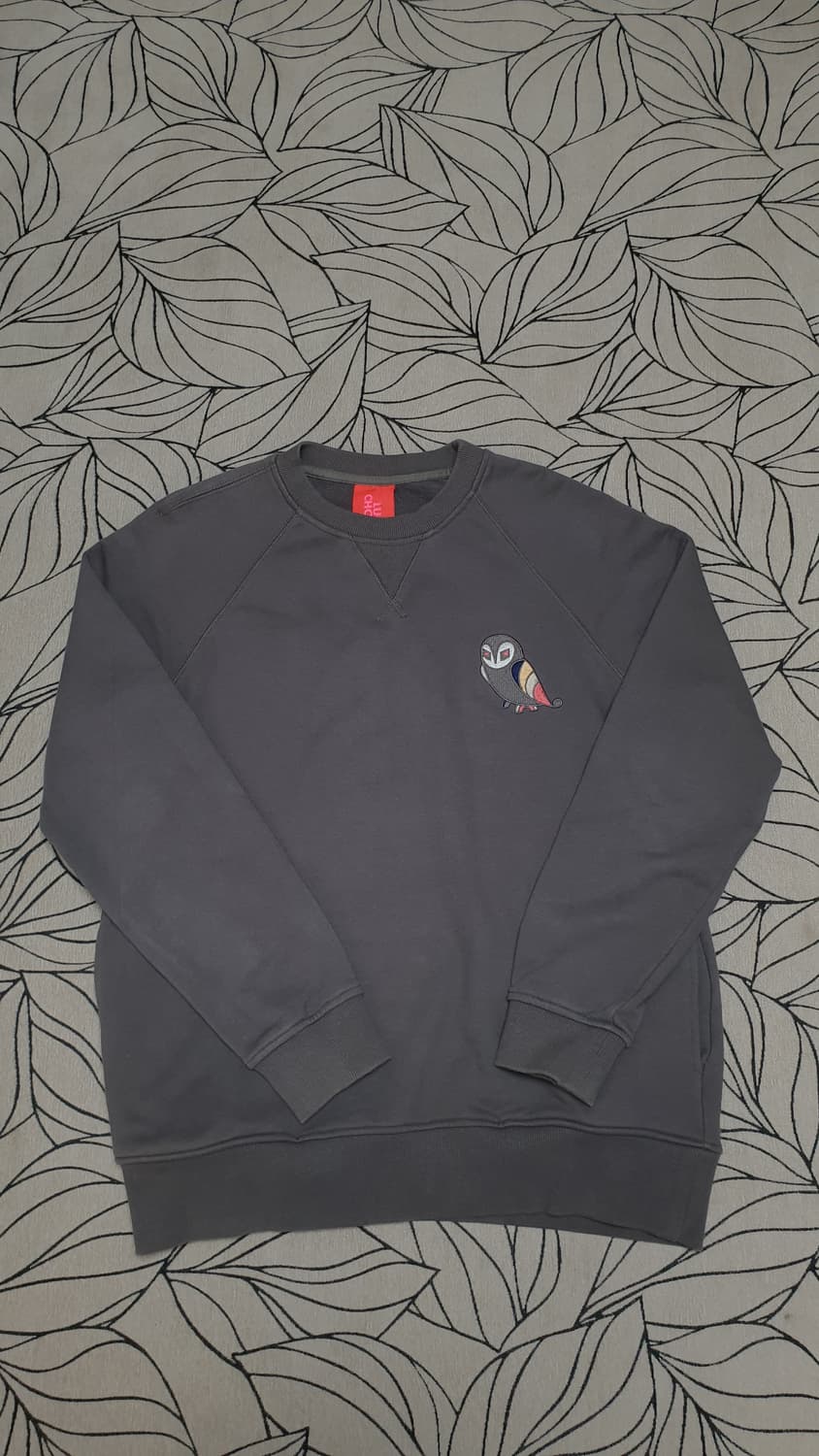 럭키슈에뜨 부엉이 자수 세미오버핏 스웻셔츠 초코 그레이 M 상품이미지1