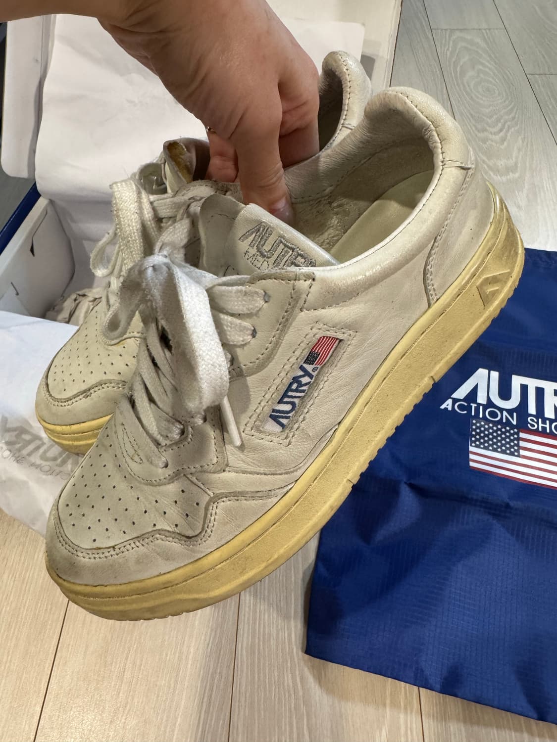 오트리 메달리스트 스니커즈 화이트 36 상품이미지5